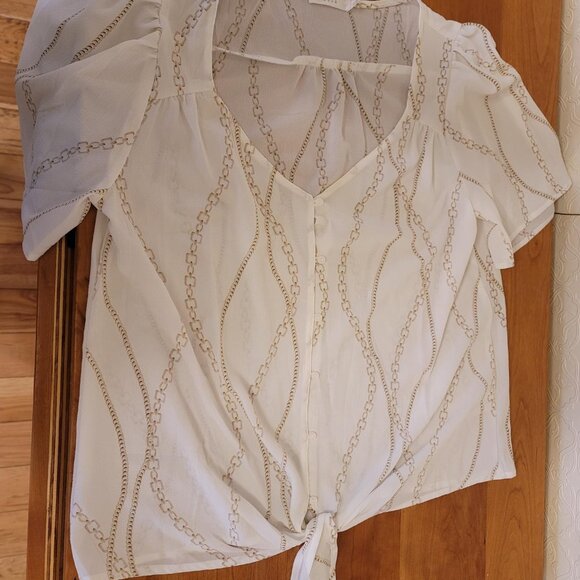 Tie front top - Picture 1 of 3